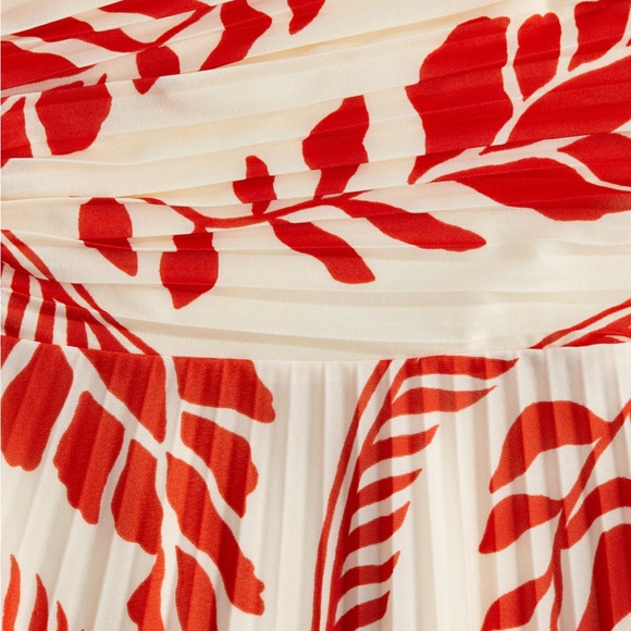 H&M one shoulder red and ivory pleated dress - Picture 2 of 2